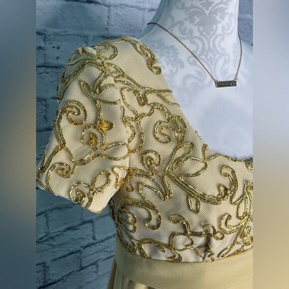 Vintage yellow and gold Alyce Designs gown size 8 - Picture 4 of 12